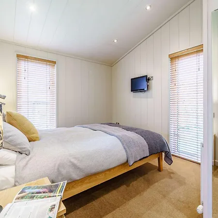 2 Bed In 80562