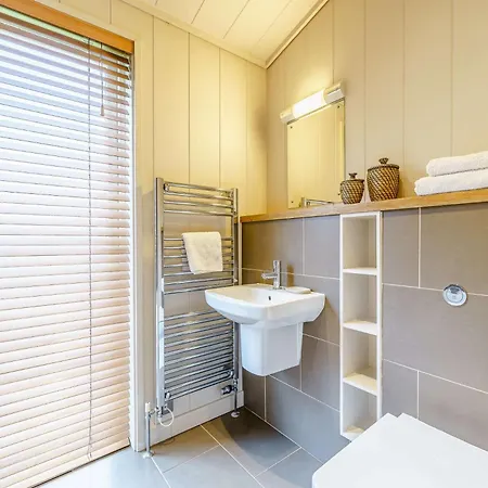 2 Bed In Wigton Oc-80562 אכסניה